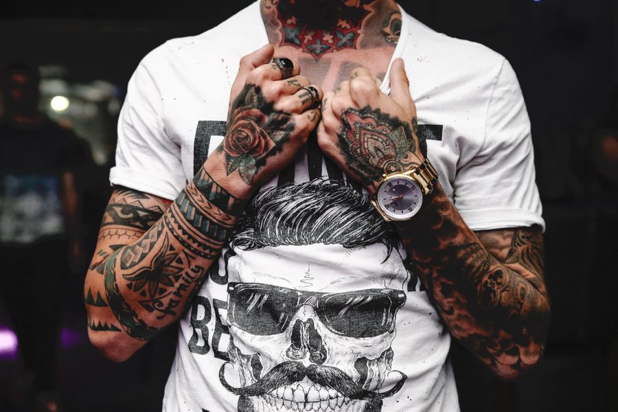 Manos · Blackwork